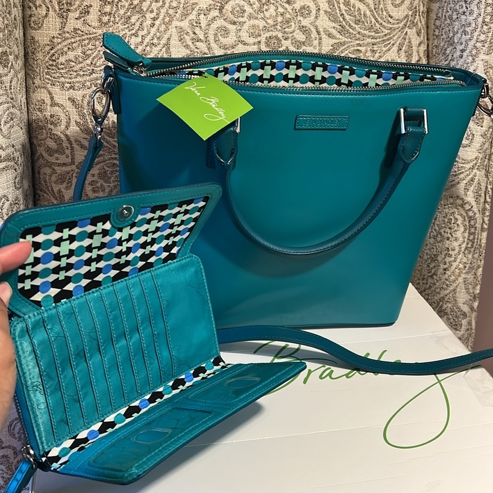 NEW Vera Bradley Composition Satchel in Teal crossbody with matching wal…
